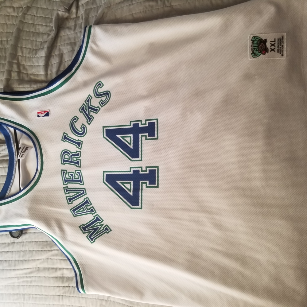 Mavericks White and Blue Jersey